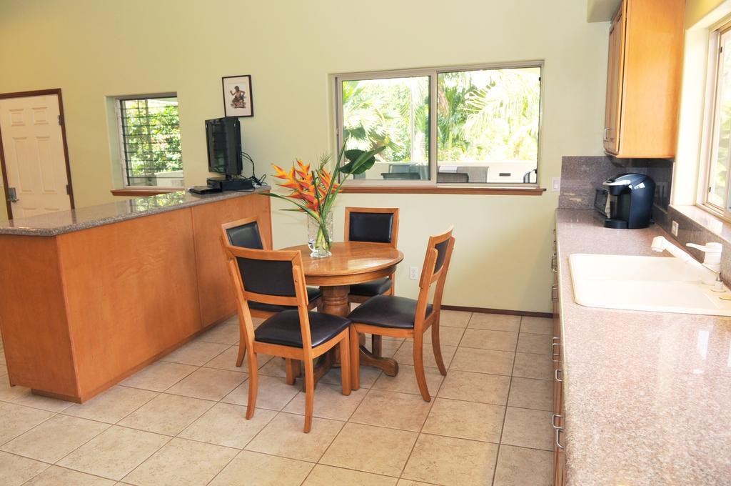 Aloha Aku Inn & Suites Kihei Pokoj fotografie