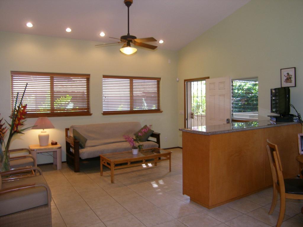 Aloha Aku Inn & Suites Kihei Pokoj fotografie