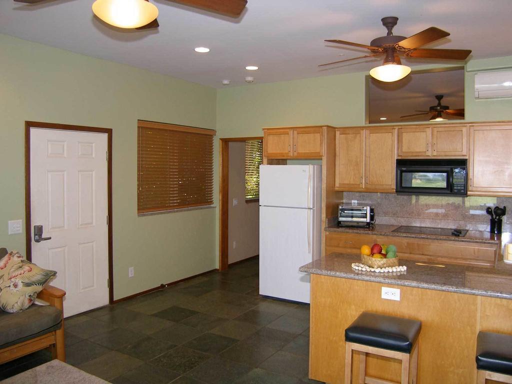 Aloha Aku Inn & Suites Kihei Pokoj fotografie